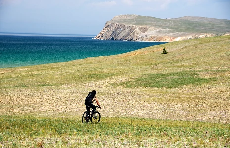En Bicicleta: Entre el verde y el azul