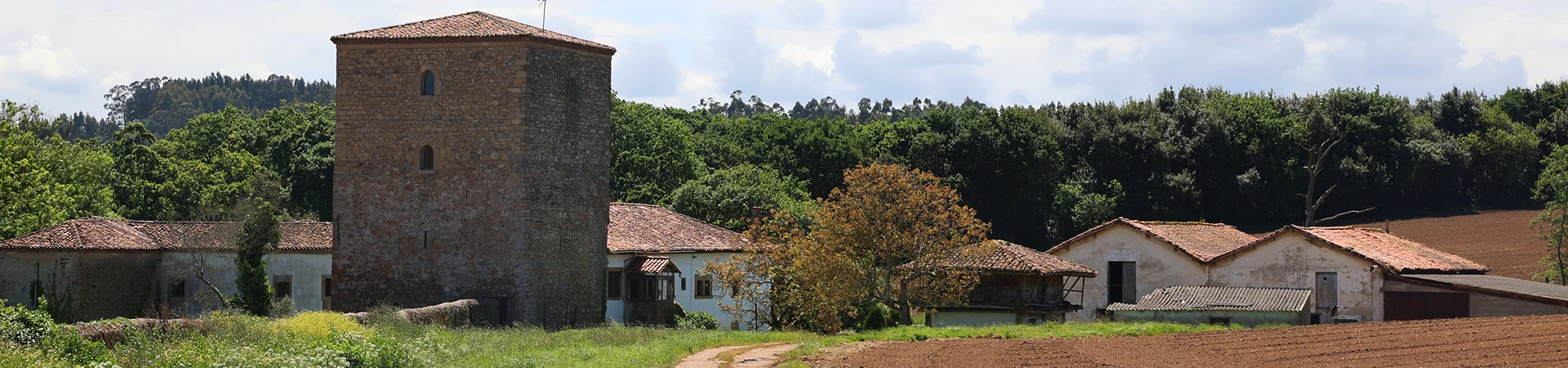 Portada Palacio de Manzaneda