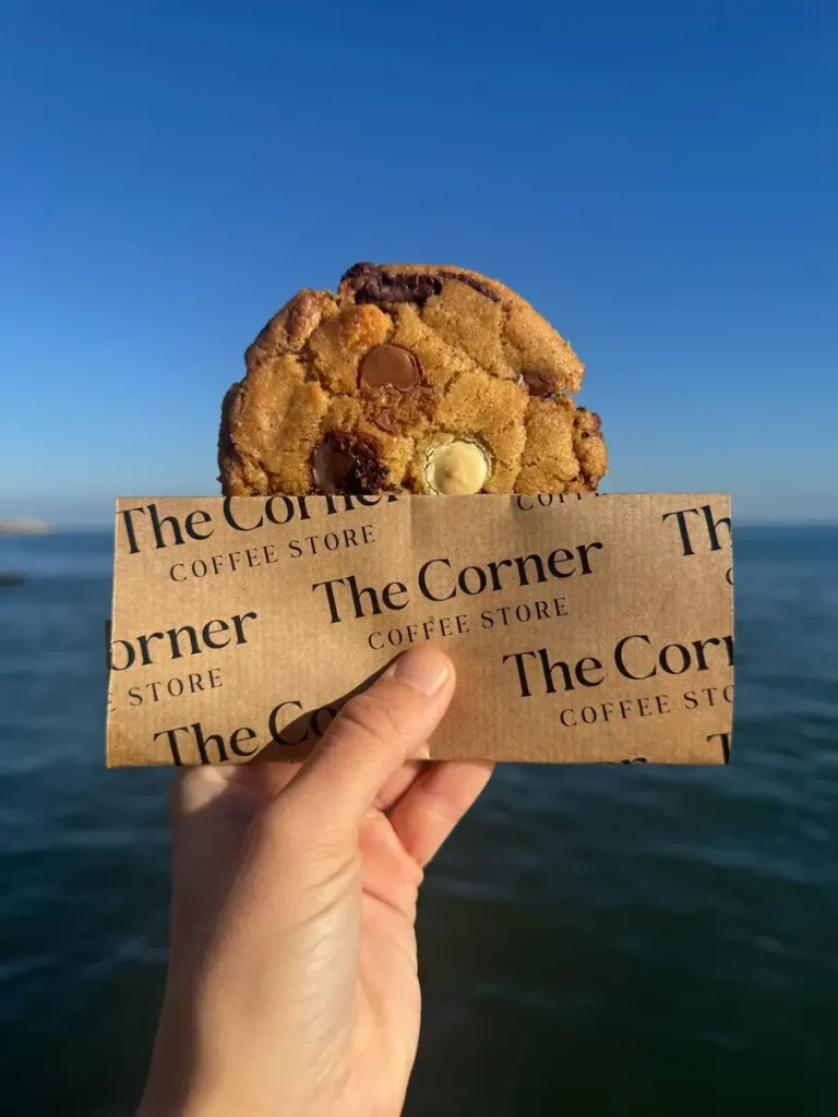 The Corner Luanco 3