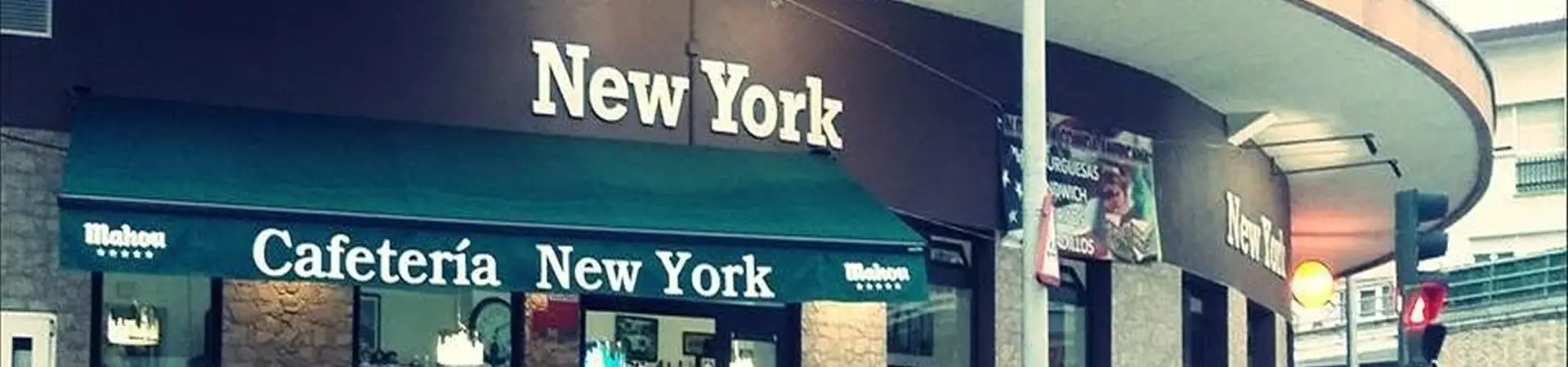 New York Café Entrance